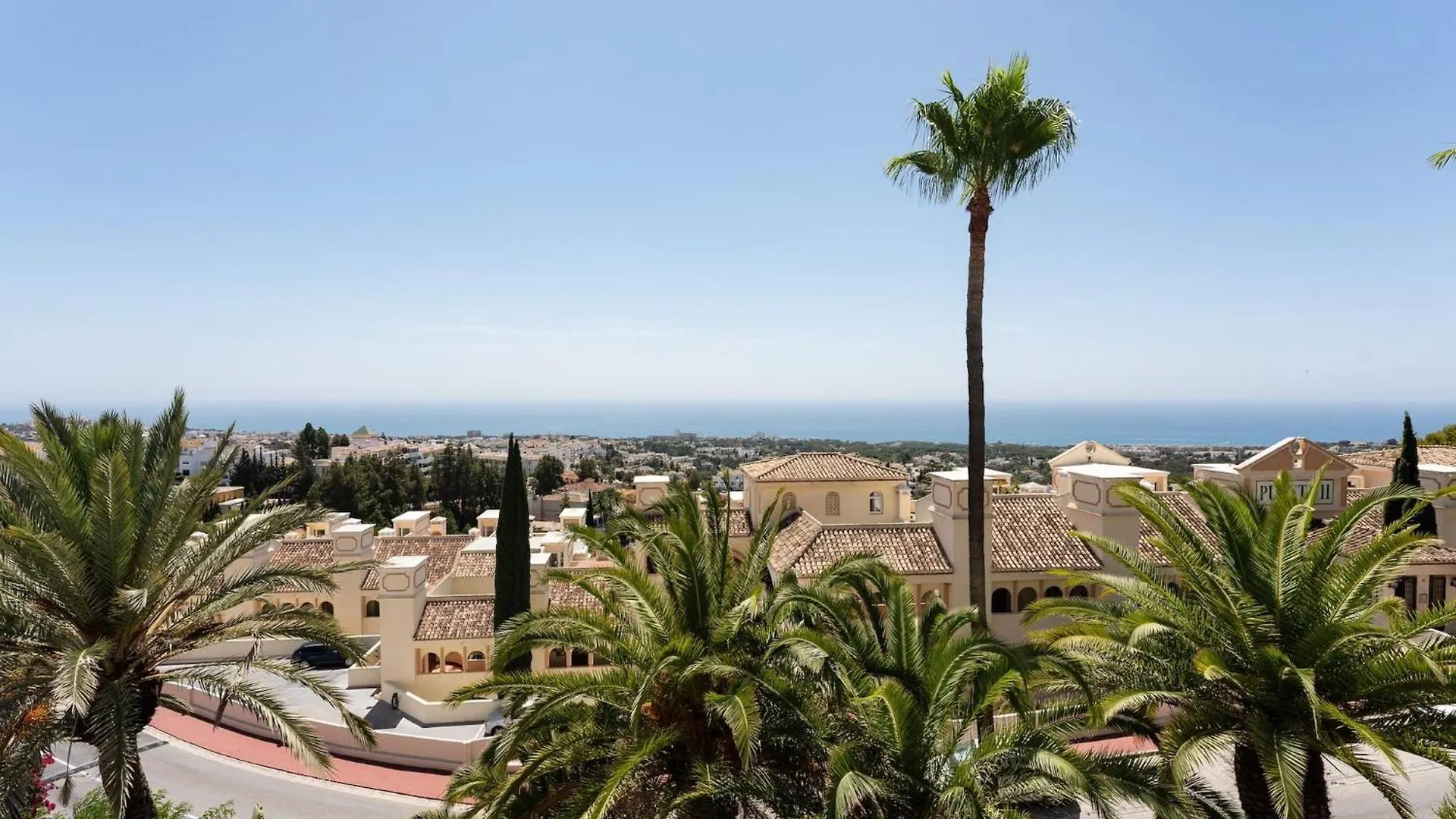 Stunning Sea View In Mijas, Walk To Restaurants And Golf Apartment Sitio de Calahonda